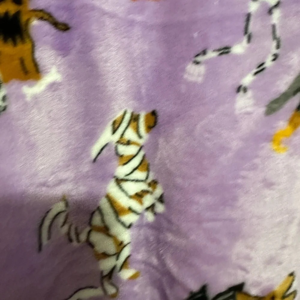 Spooky Season Velvet Plush Throw Blanket - Purple